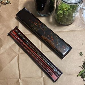 Beautiful Vintage chopsticks set of 2